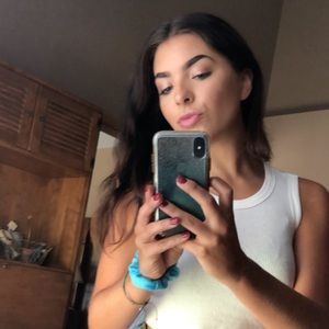 Meet your Posher, Alice